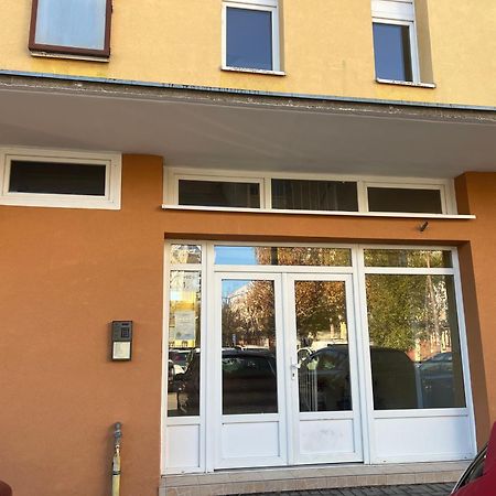 Centrum Apartman Kaposvár Zewnętrze zdjęcie