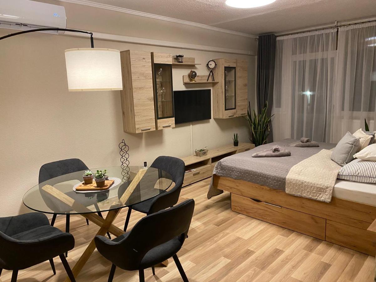 Centrum Apartman Kaposvár Zewnętrze zdjęcie